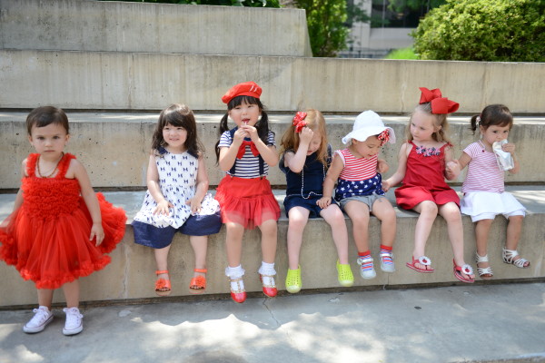 cute girls july 4th, how to style july 4th, july 4th outdoor party, july 4th kids picnic, july 4th picnic, red white and blue party