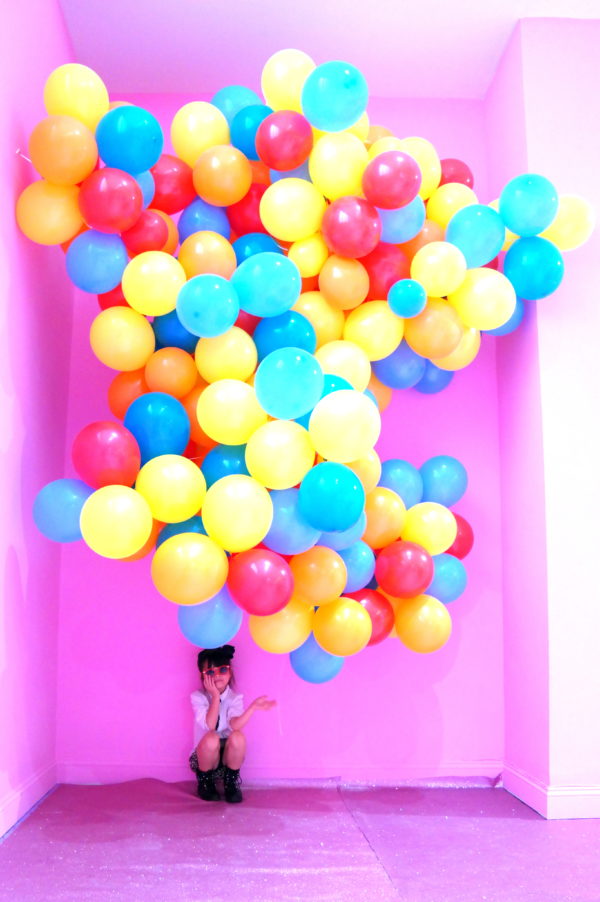balloon artistry, balloon artist, balloons, nyc popup, happy go lucky pop up
